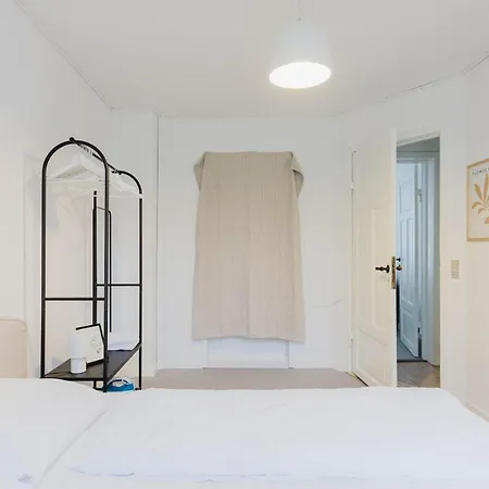 Ideal In Valby